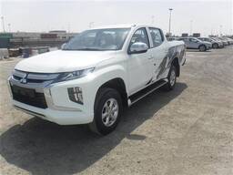 Mitsubishi L200 Crew Cab GL Plus 4x4 2.4L Diesel 6 Speed