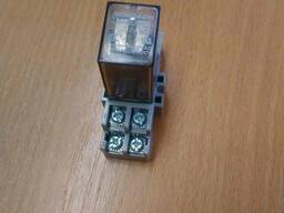 Relay Schrack Tm010024